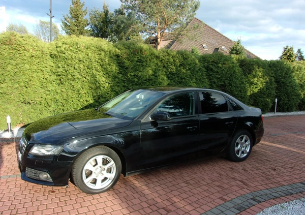 Audi A4 cena 31900 przebieg: 330000, rok produkcji 2009 z Rychwał małe 137